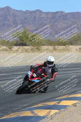 media/Mar-24-2025-Moto Forza (Mon) [[57ce5c5cff]]/1-Advanced Group/Session 3 (Turn 6 Inside)/